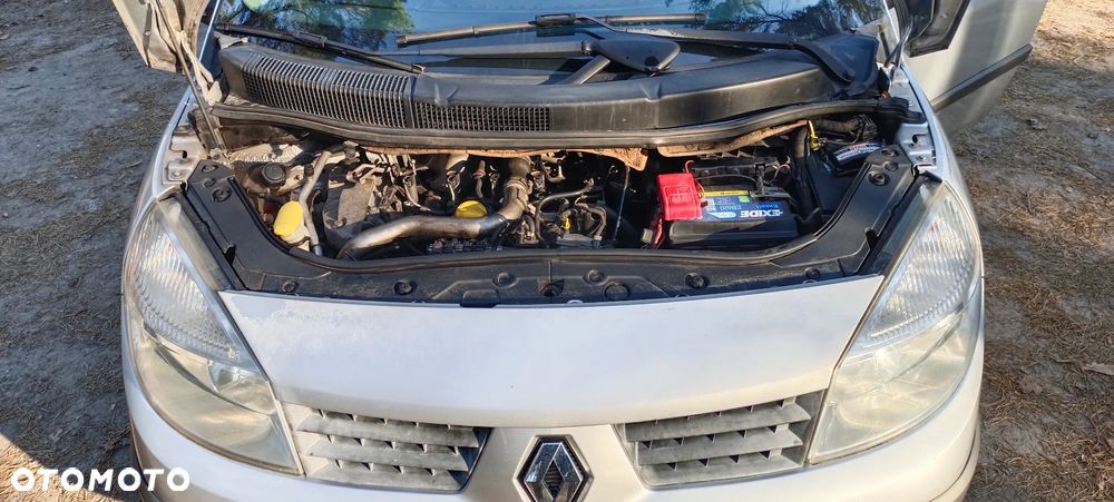 Renault Scenic 2.0 16V Turbo Confort Privilege - 8