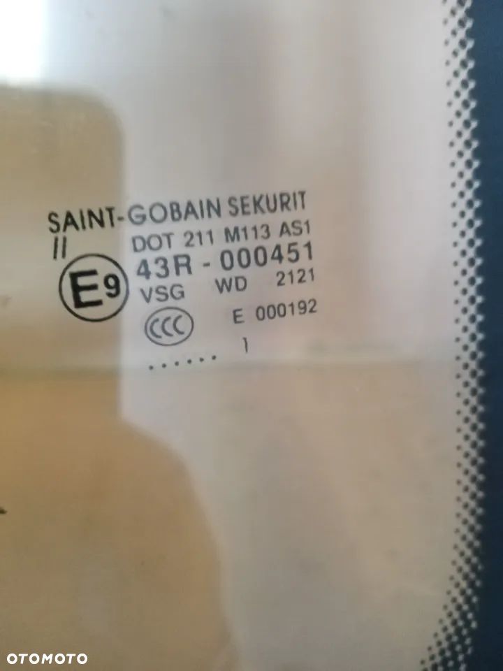 Szyba czołowa przód antena Mercedes Vito 639 AS1 - 3