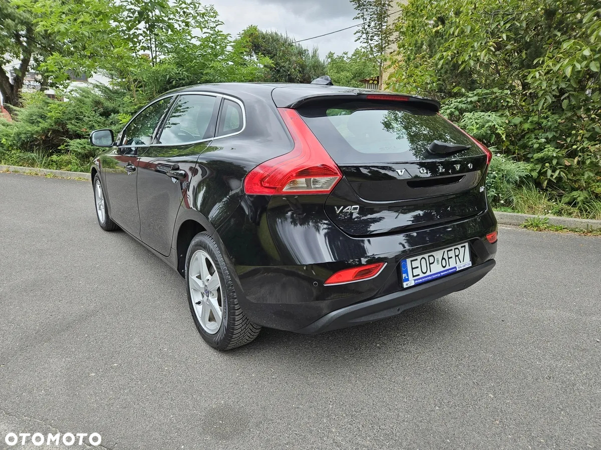 Volvo V40 D2 Momentum - 5