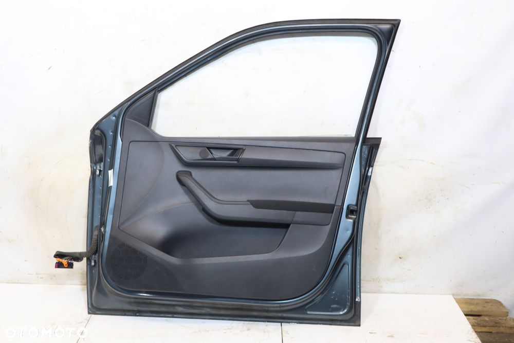 DRZWI PRAWY PRZÓD SKODA FABIA III LF7Y - 2
