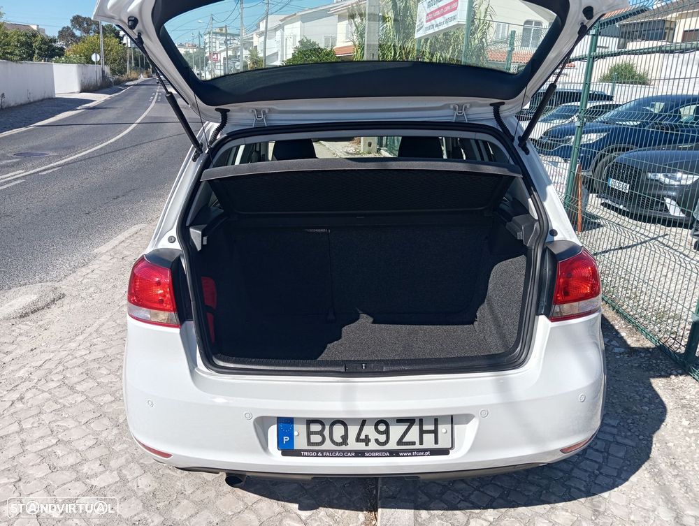 VW Golf 1.2 TSI BlueMotion Trendline - 14