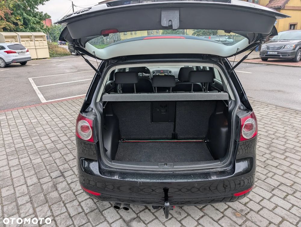 Volkswagen Golf Plus 2.0 TDI Comfortline - 19