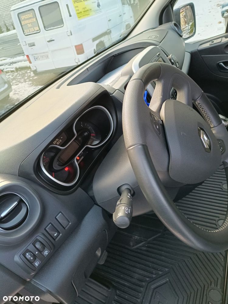Renault Trafic - 10