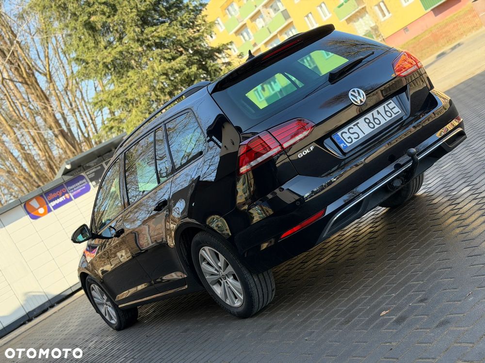 Volkswagen Golf 1.6 TDI SCR DSG Comfortline - 9