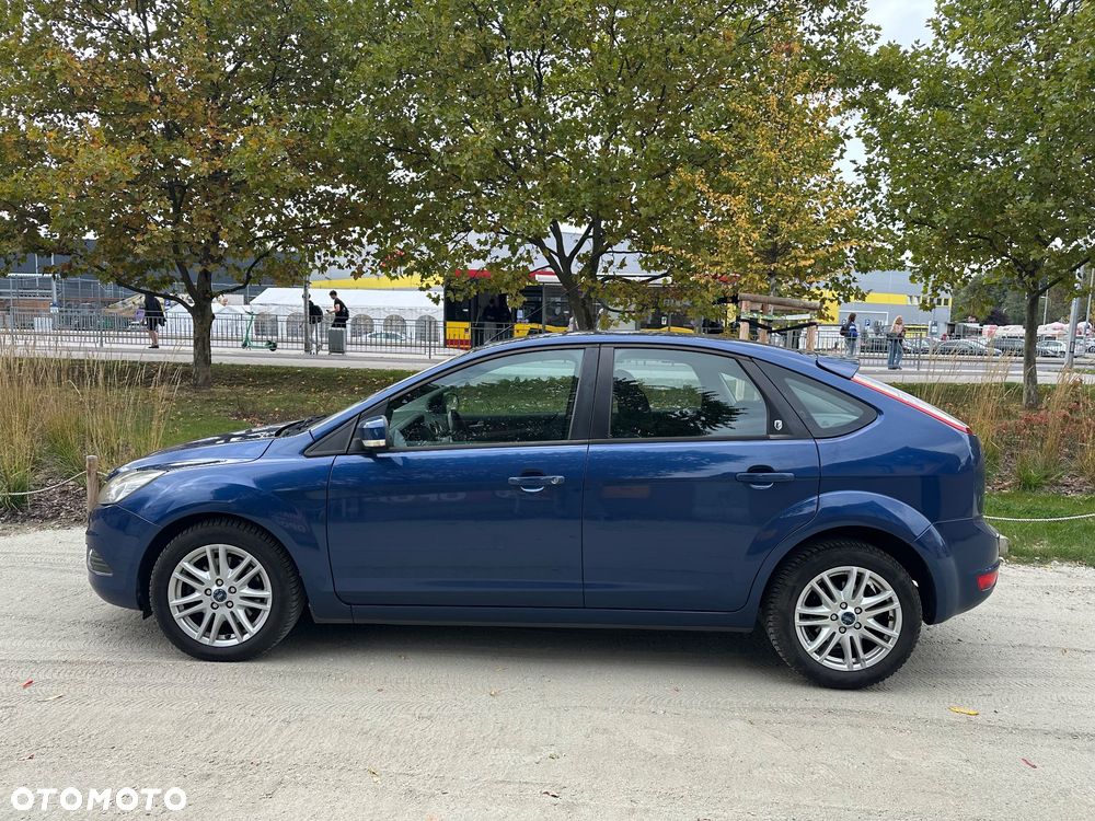 Ford Focus 2.0 Ghia EU5 - 12
