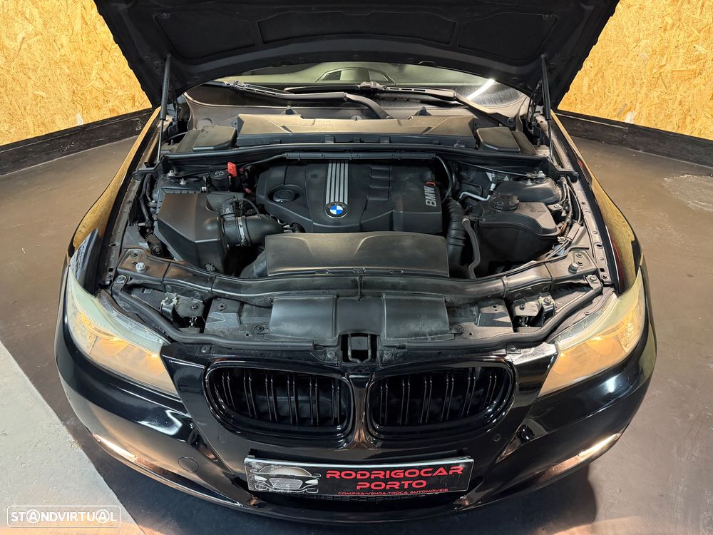 BMW 318 d DPF Edition Sport - 28