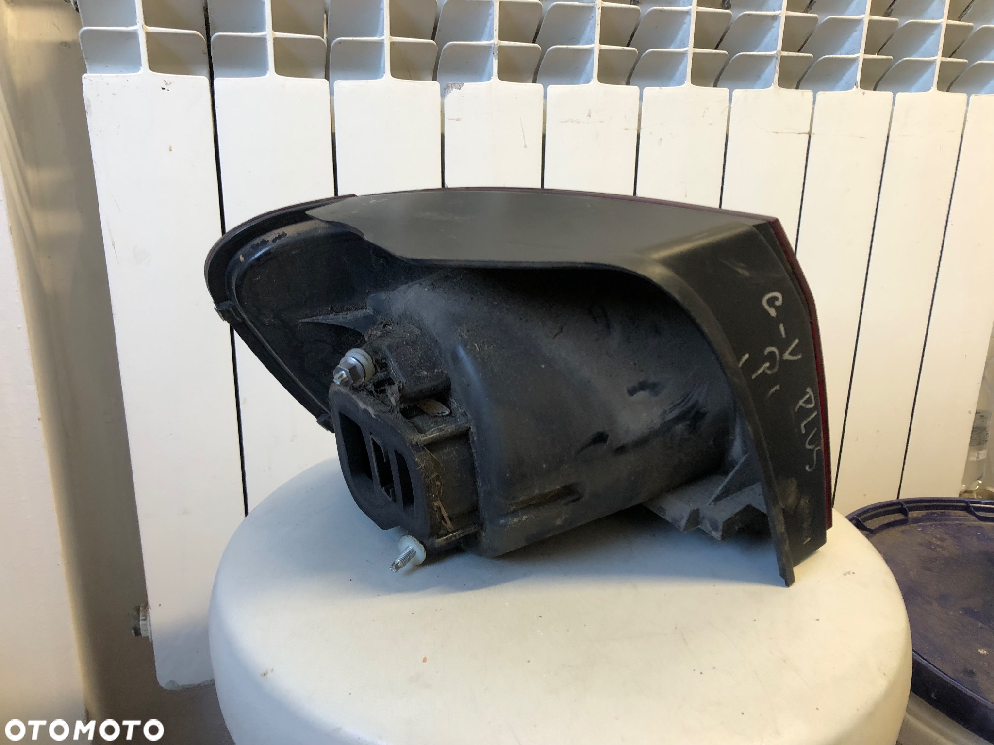 Lampa prawy tył VW Golf V plus 5M0945096M - 2