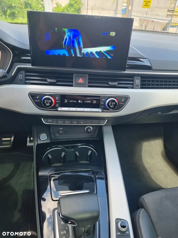 Audi A4 Avant 35 TDI mHEV S tronic - 17