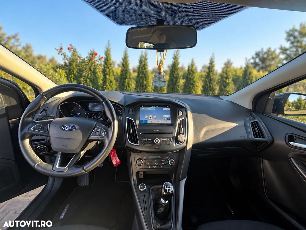 FORD Focus 2018 — imagine 15