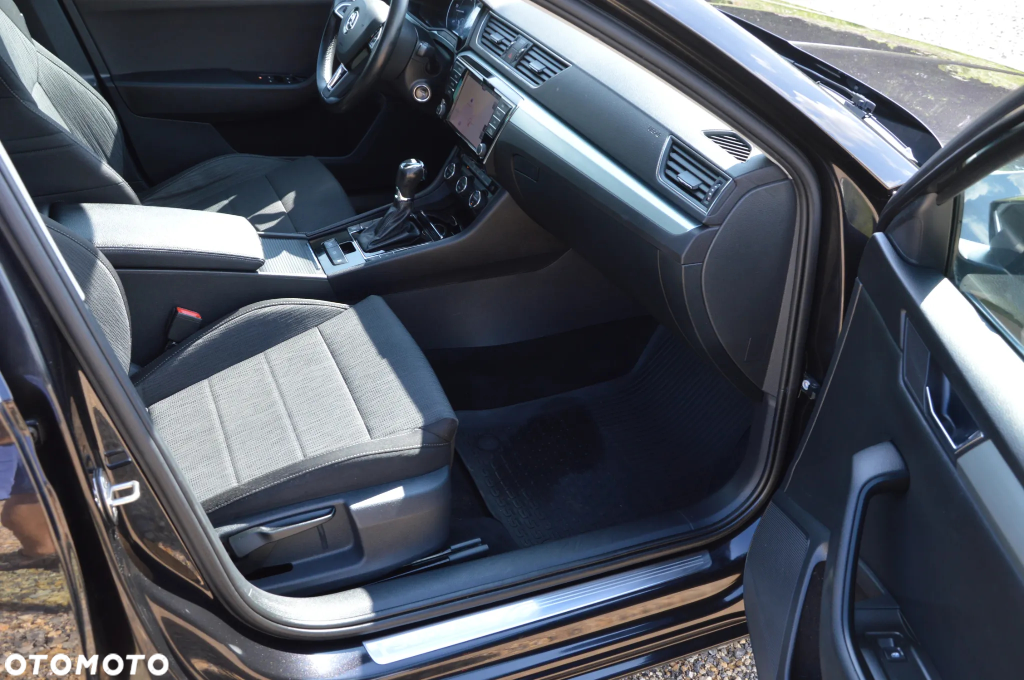 Skoda Superb 2.0 TDI Ambition DSG - 16