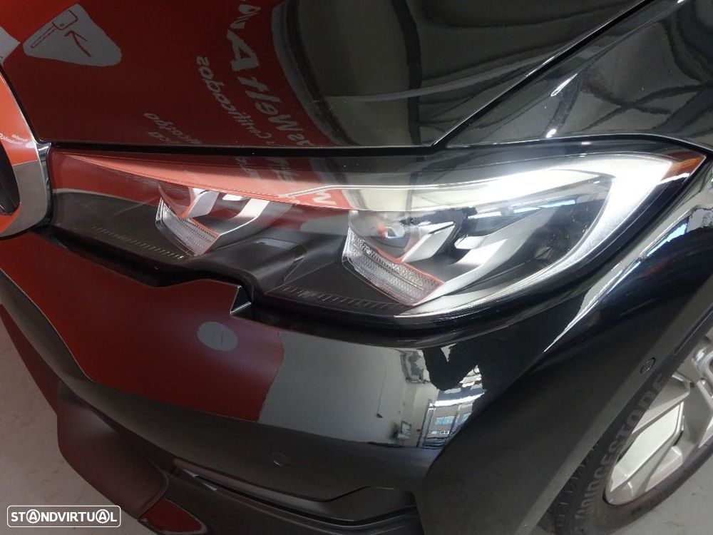 BMW 318 d Touring Line Sport Auto - 36