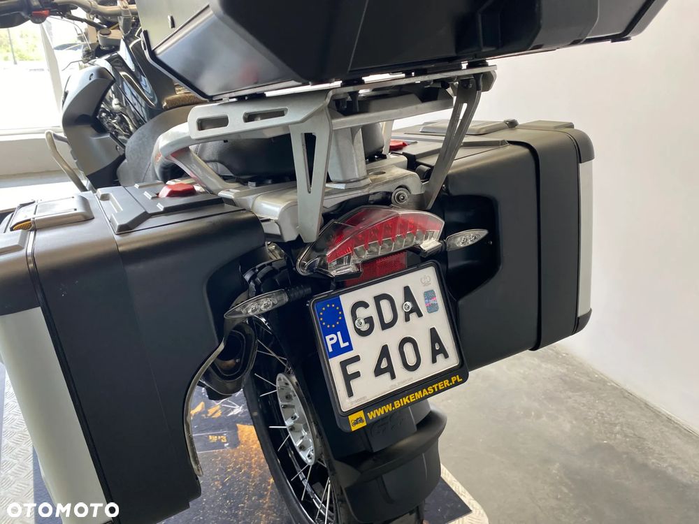 BMW R - 25