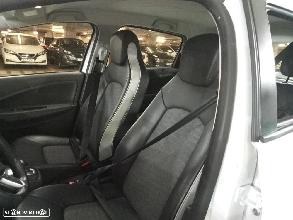 Renault Zoe (c/ Bateria) Limited 50 - 6