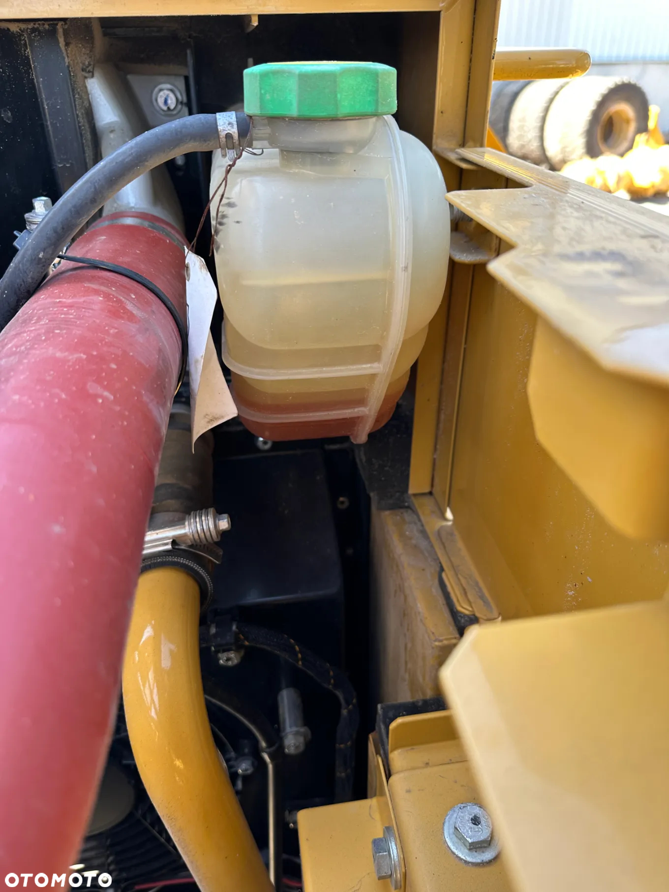Caterpillar 323 - 31