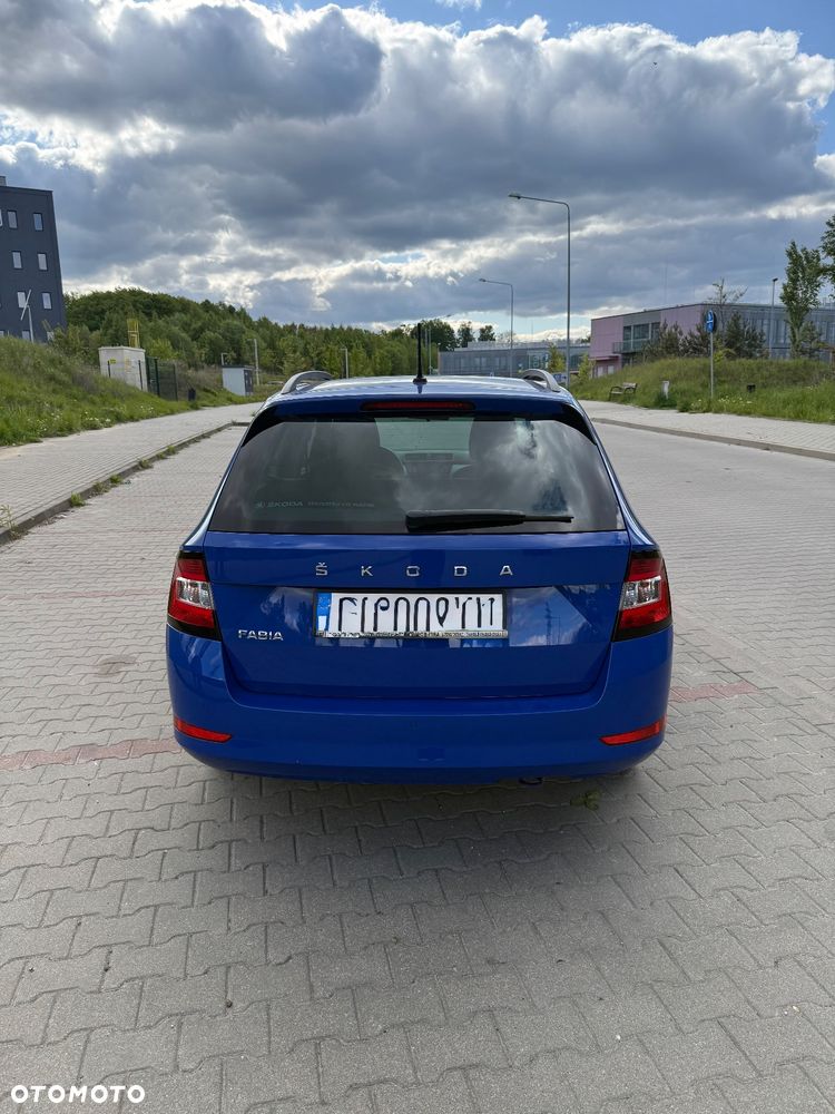 Skoda Fabia 1.0 Ambition Plus - 2