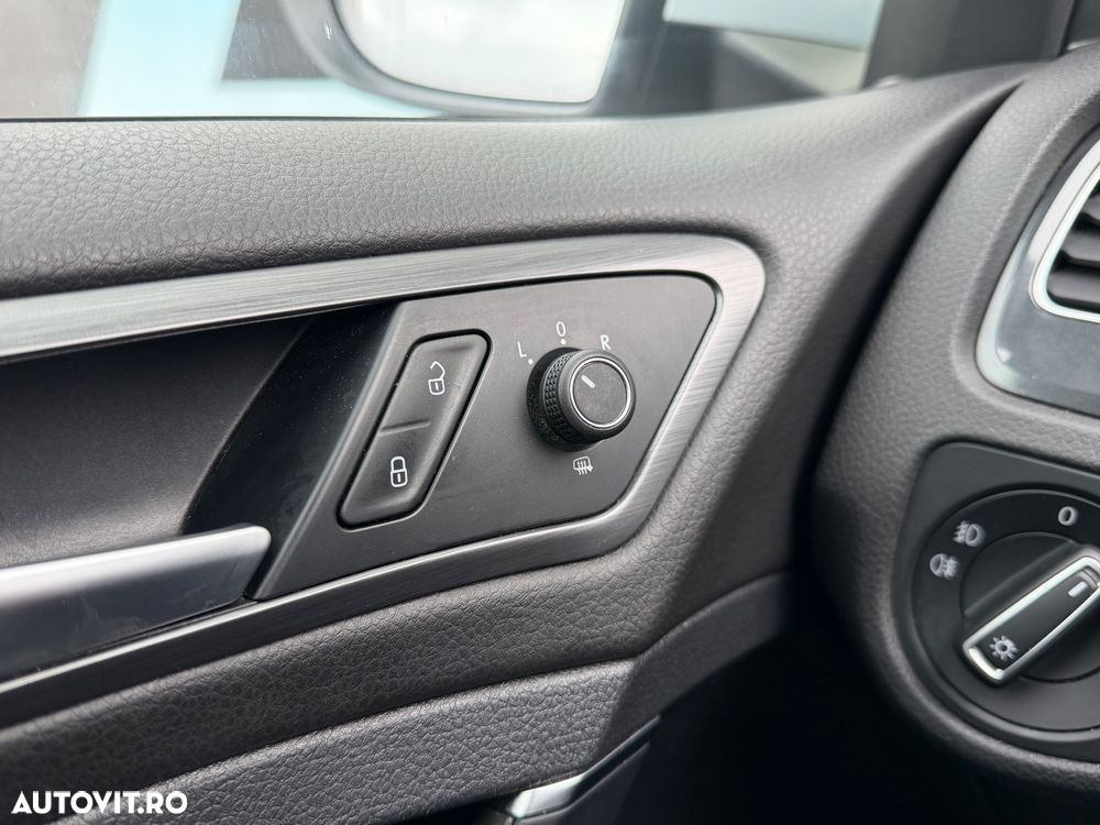 Volkswagen Golf 1.6 TDI SCR Comfortline - 21