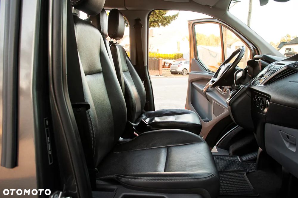 Ford Tourneo Custom 310 L1H1 VA Autm Titanium Business Edition - 25