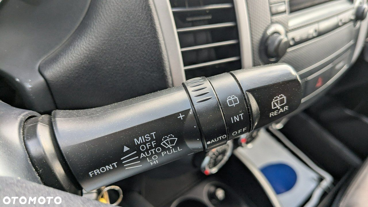 Peugeot 4007 - 25