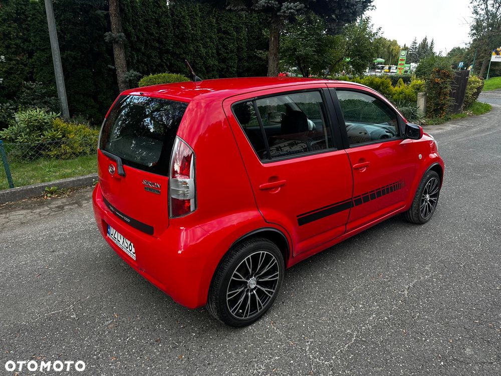 Daihatsu Sirion 1.0 CooLine - 4