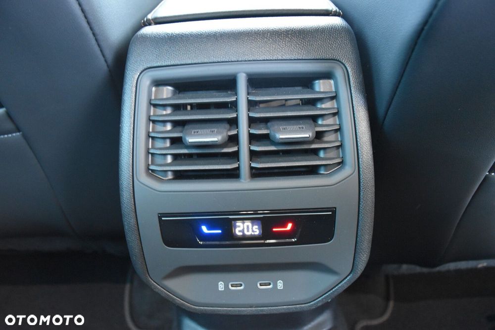 Cupra Formentor 1.5 eTSI mHEV DSG - 32