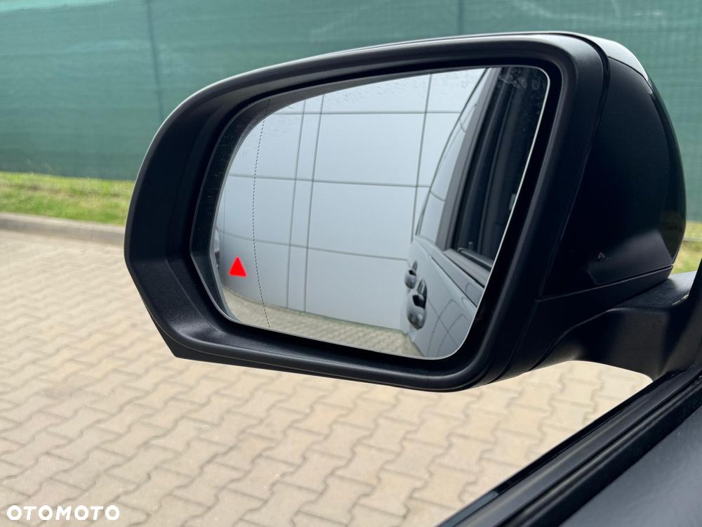 Mercedes-Benz Klasa V 300 d 4-Matic 9G-Tronic Exclusive (d³ugi) - 15