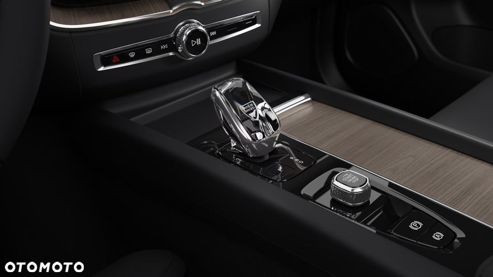 Volvo XC 60 B5 B AWD Ultra Dark - 12
