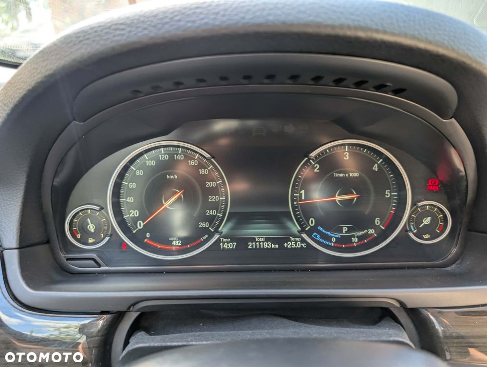 BMW Seria 5 520d xDrive Luxury Line - 12