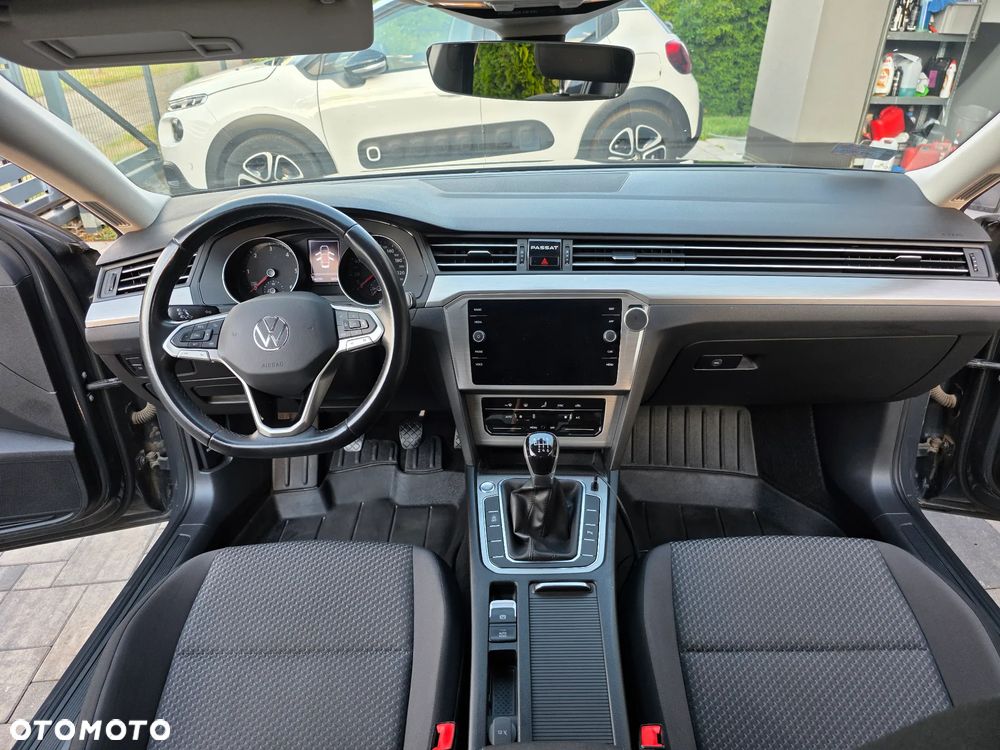 Volkswagen Passat 2.0 TDI EVO Essence - 20