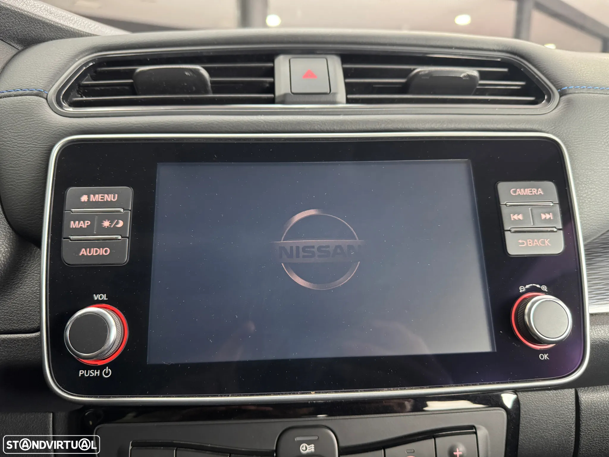Nissan Leaf N-Connecta - 10