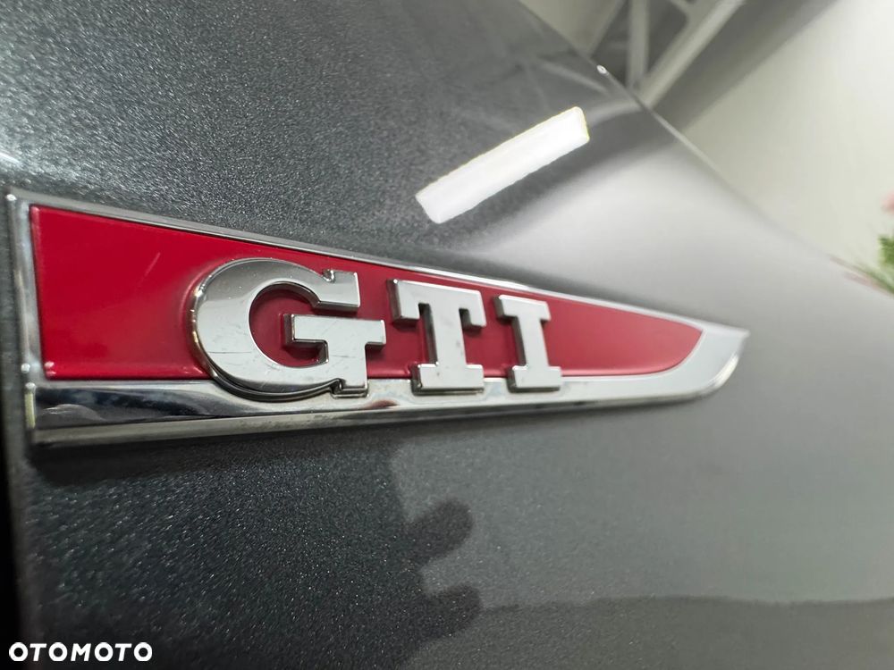 Volkswagen Golf GTI (BlueMotion Technology) DSG - 36