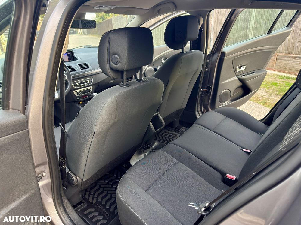 Renault Megane ENERGY dCi 110 Start & Stop Bose Edition - 9