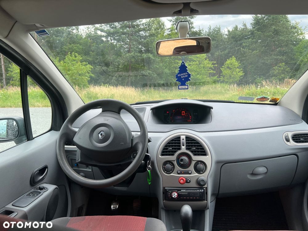 Renault Modus 1.2 16V Limited - 10