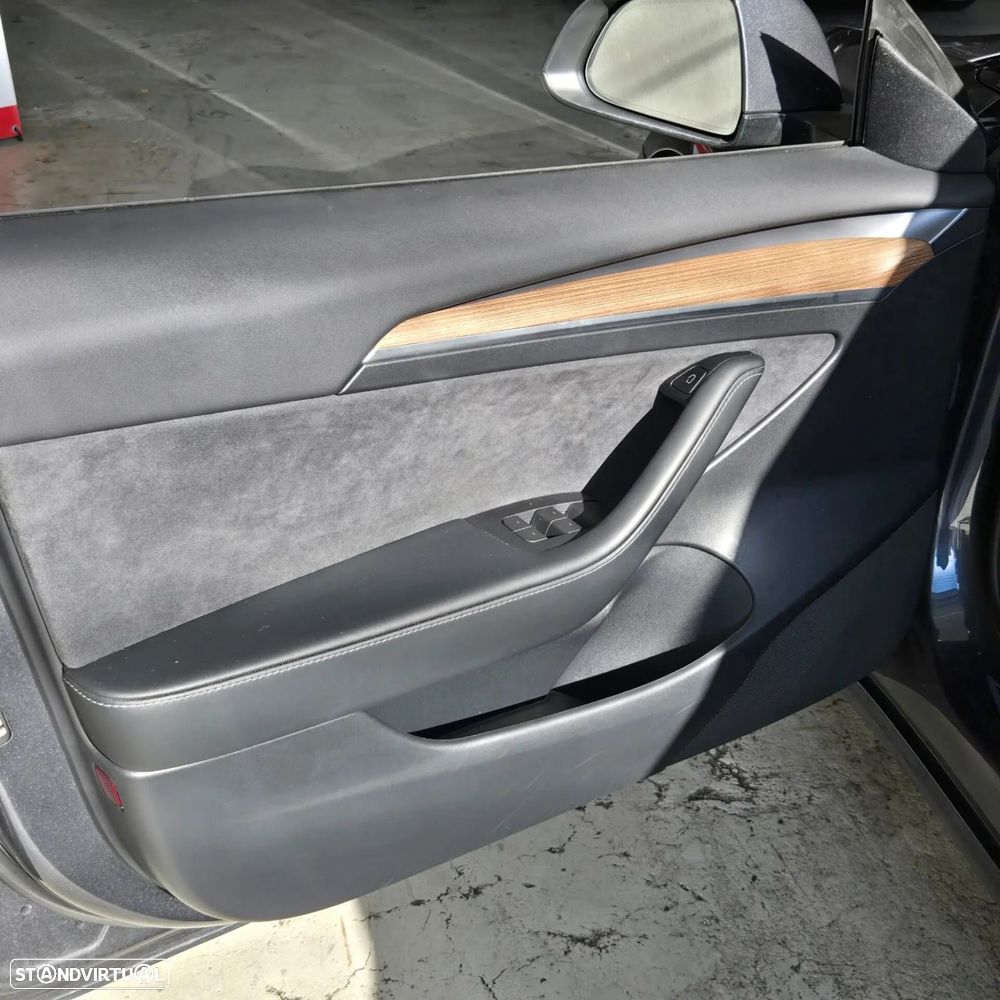Tesla Model 3 Premium Long Range AWD Dual Motor - 12