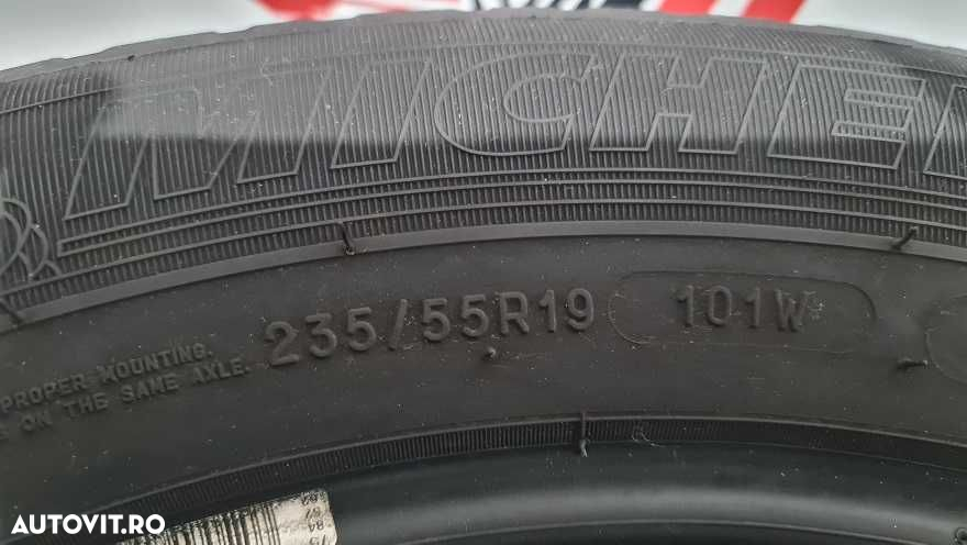 235.55.R19 101W MICHELIN CP V1086 - 4