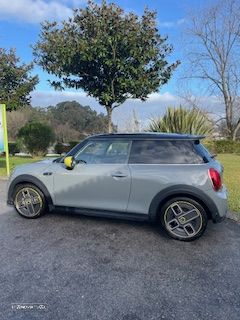 MINI 3 Portas Cooper SE Premium P. Essential - 9