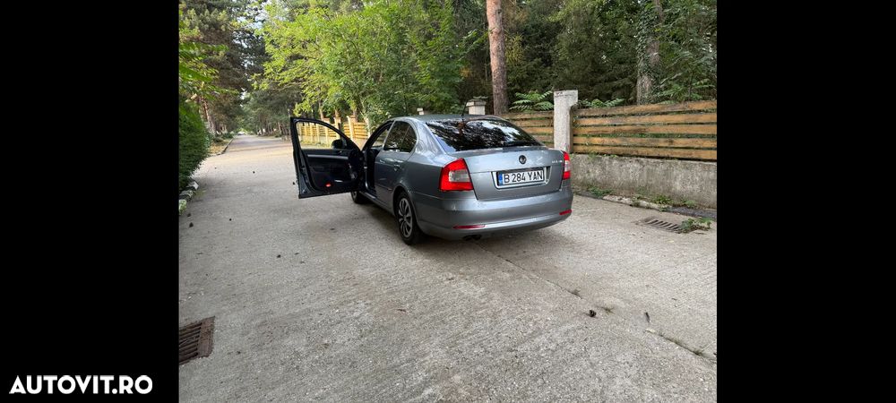 Skoda Octavia 1.4 TSI Business DSG - 5