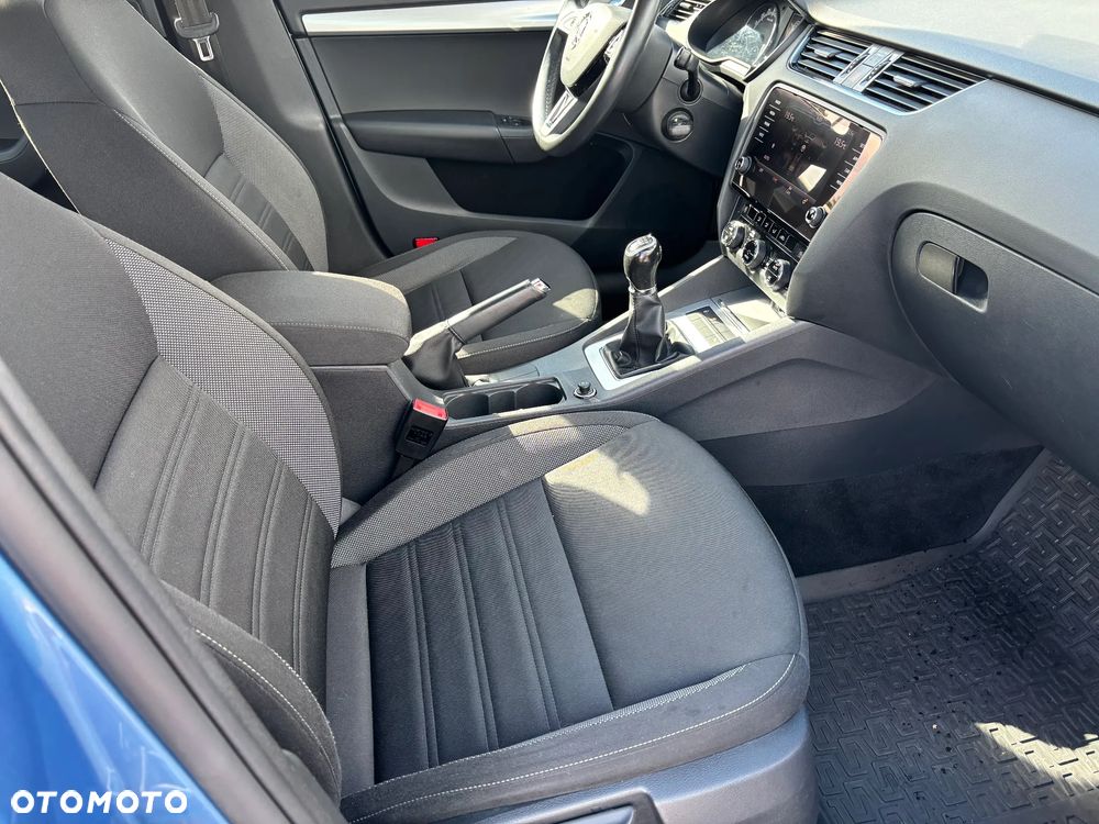 Skoda Octavia 1.6 TDI Ambition - 8