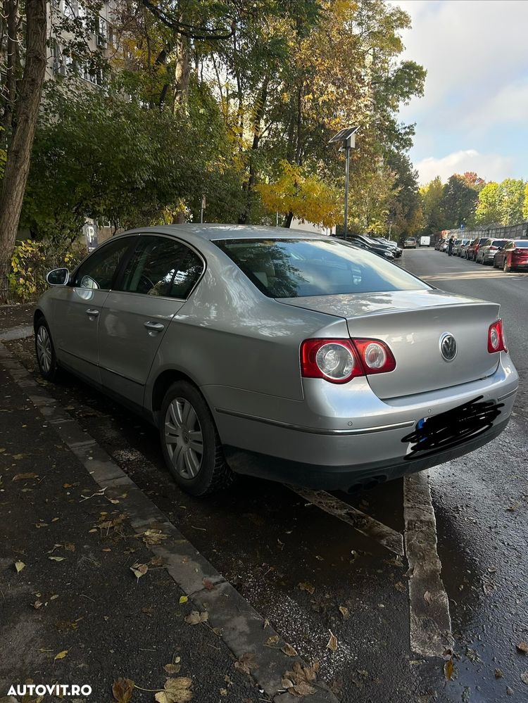 Volkswagen Passat - 2