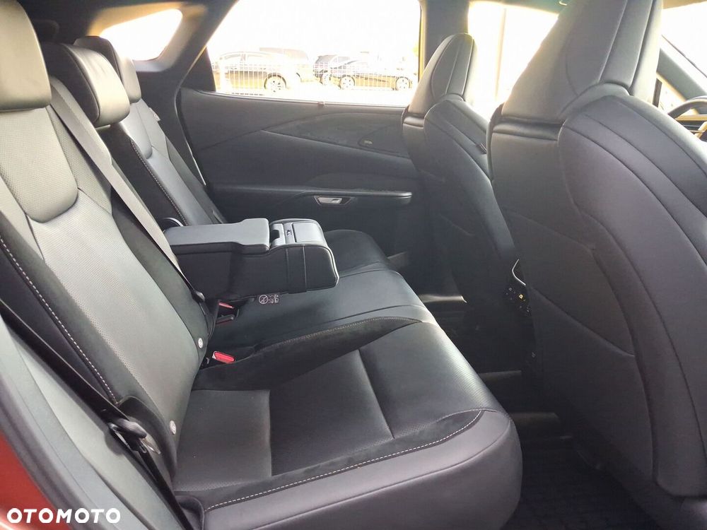 Lexus RX - 12