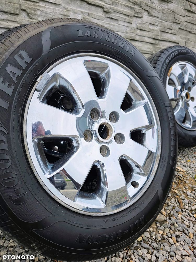 Jeep Grand Cherokee - 34