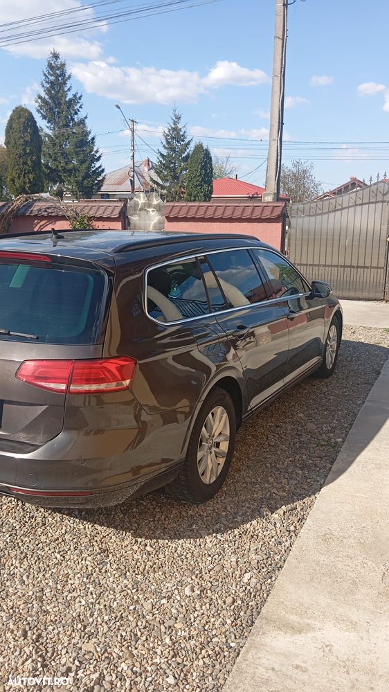 Volkswagen Passat 2.0 TDI (BlueMotion Technology) Trendline - 5