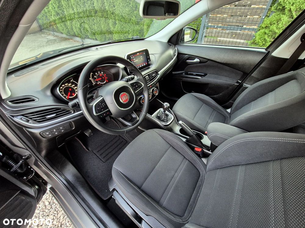 Fiat Tipo 1.4 T-Jet Business Line - 22