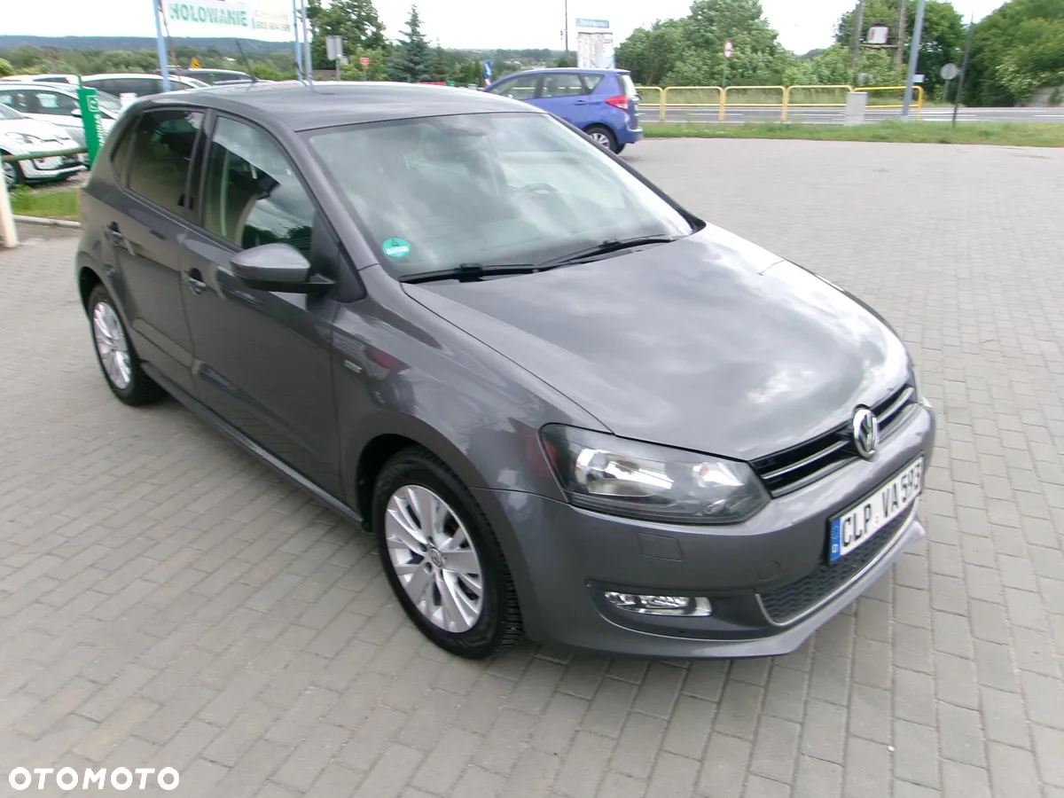 Volkswagen Polo - 2