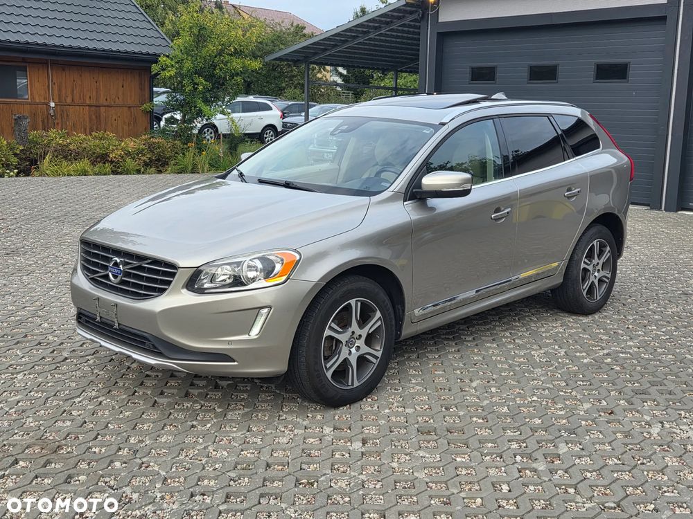 Volvo XC 60 T6 AWD Summum - 1