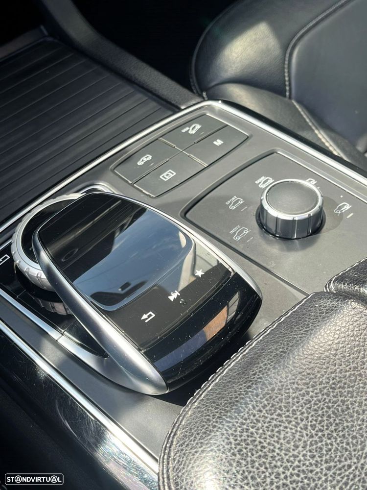 Mercedes-Benz GLE 350 d 4-Matic - 39