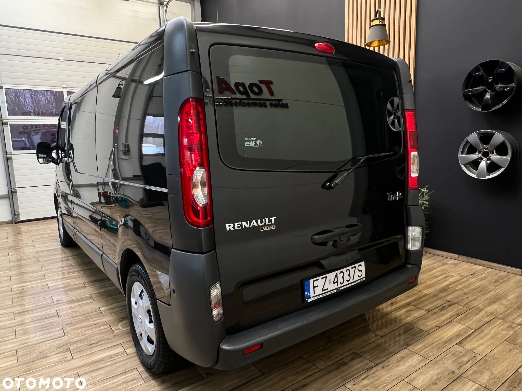 Renault TRAFIC - 9