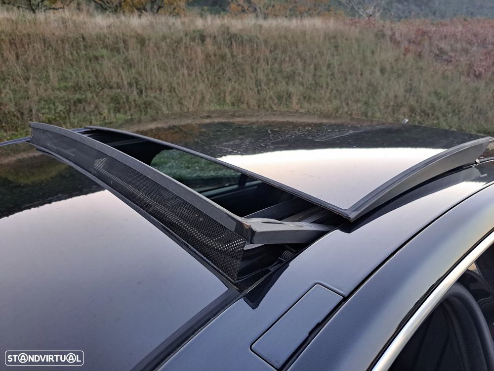 Mercedes-Benz E 220 BlueTEC 4Matic 7G-TRONIC Edition - 8