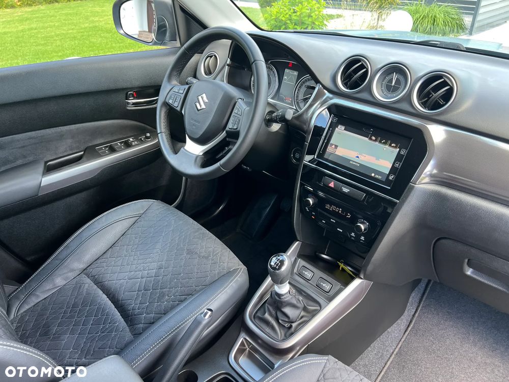 Suzuki Vitara 1.4 Boosterjet Allgrip Comfort+ - 35