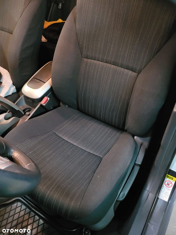 Toyota Auris - 3