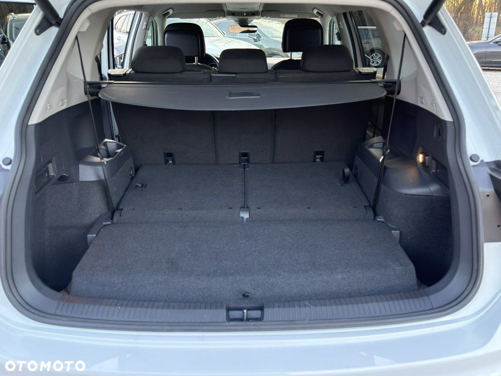 Volkswagen Tiguan Allspace - 20